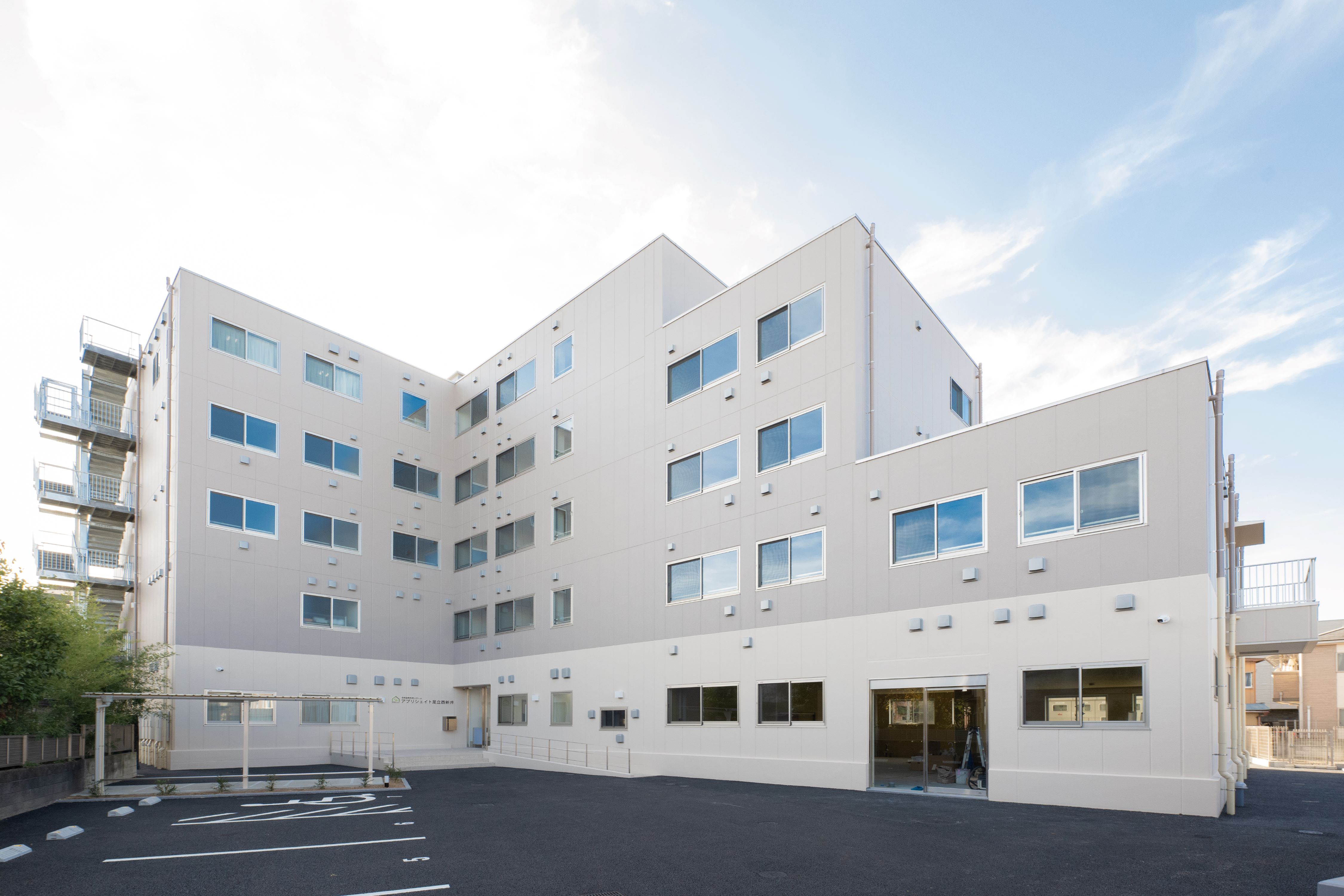 アプリシェイト足立西新井 外観