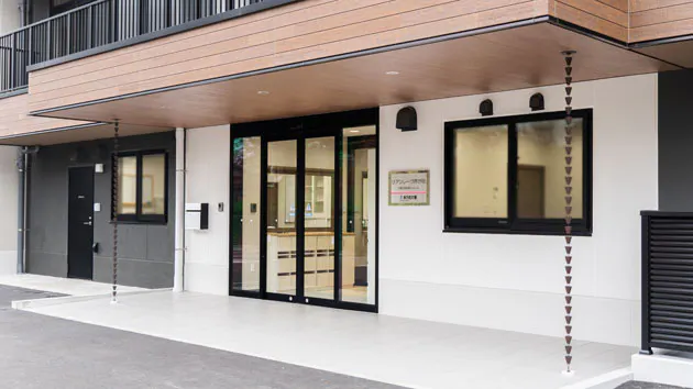 リアンレーヴ芹が谷 エントランス