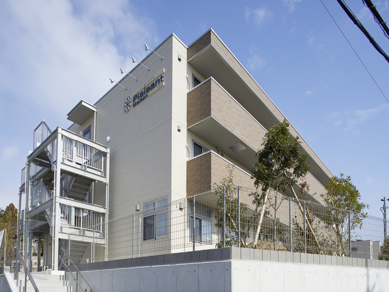 介護付有料老人ホームプレザンメゾン宝塚山本 外観