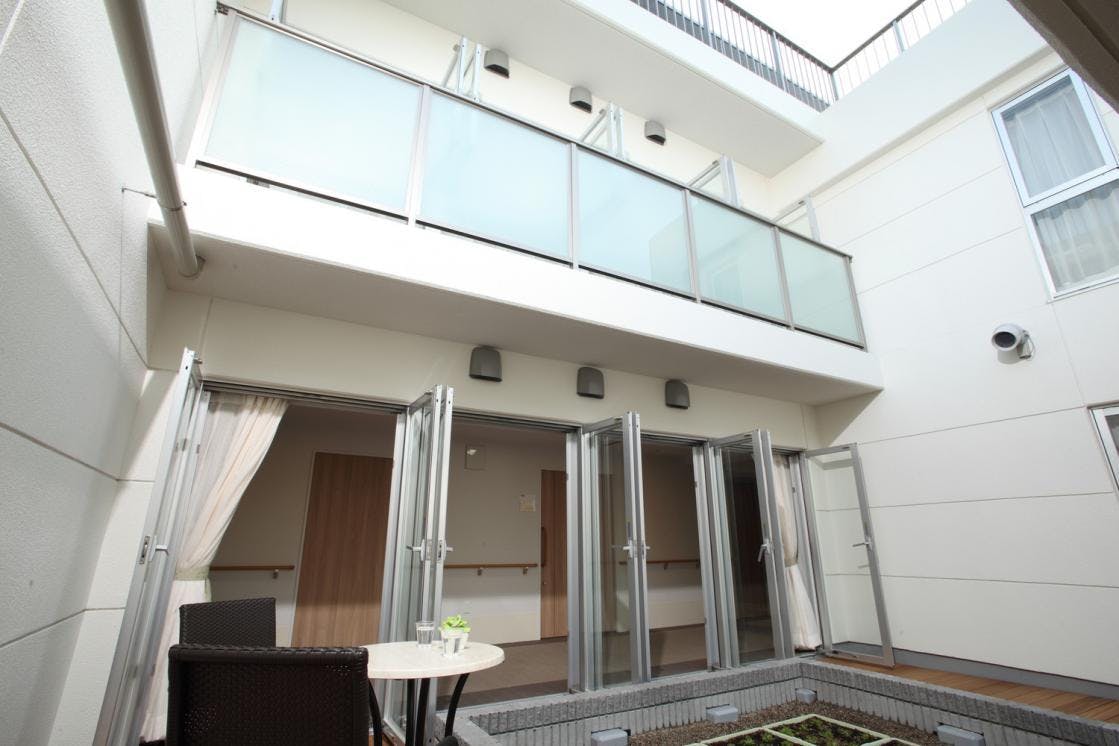 リハビリホームグランダ仙川 3F 中庭