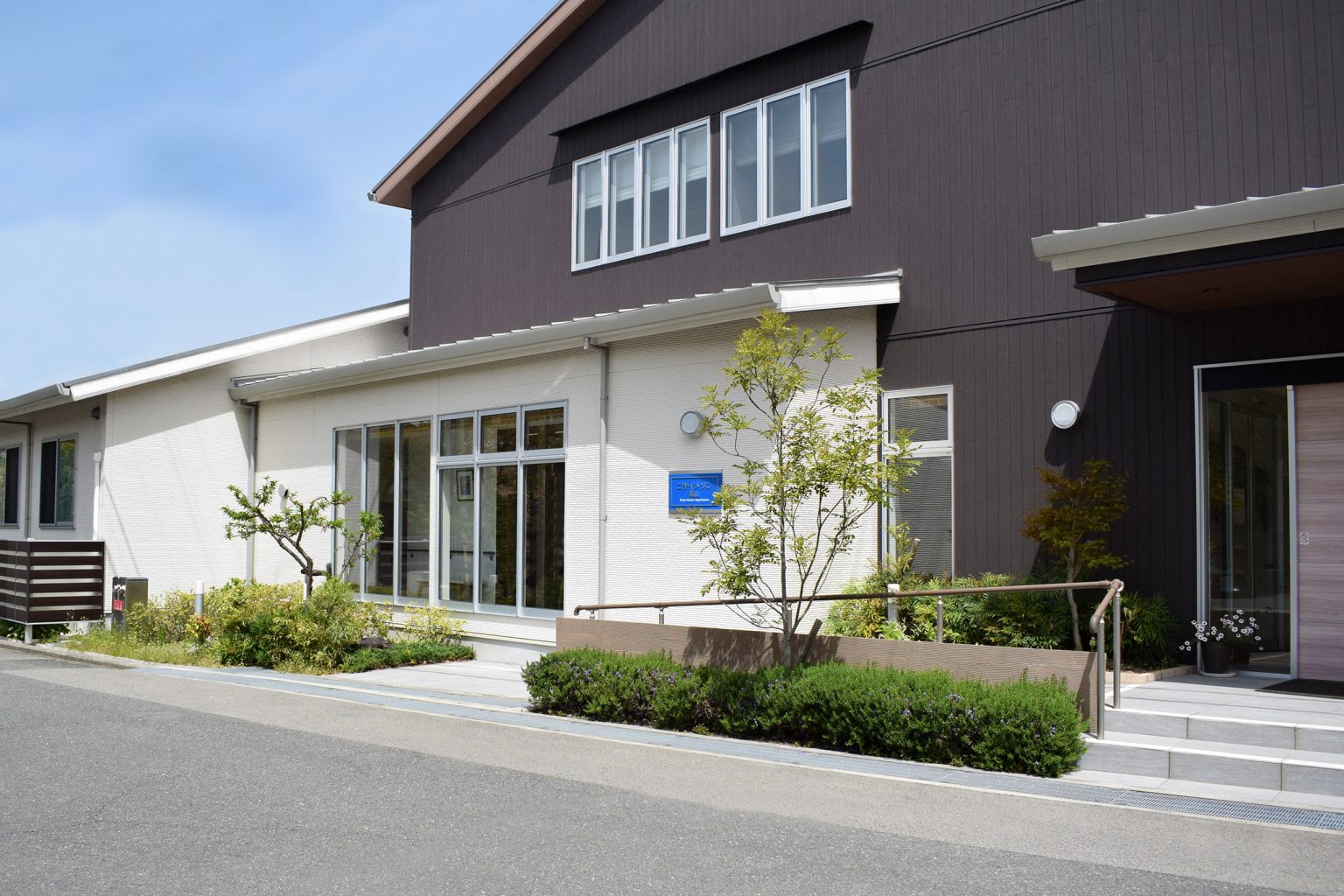 ニチイメゾン東山 外観