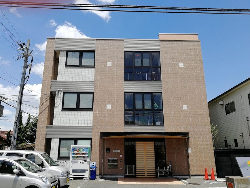 ソルケア 八尾中田 外観