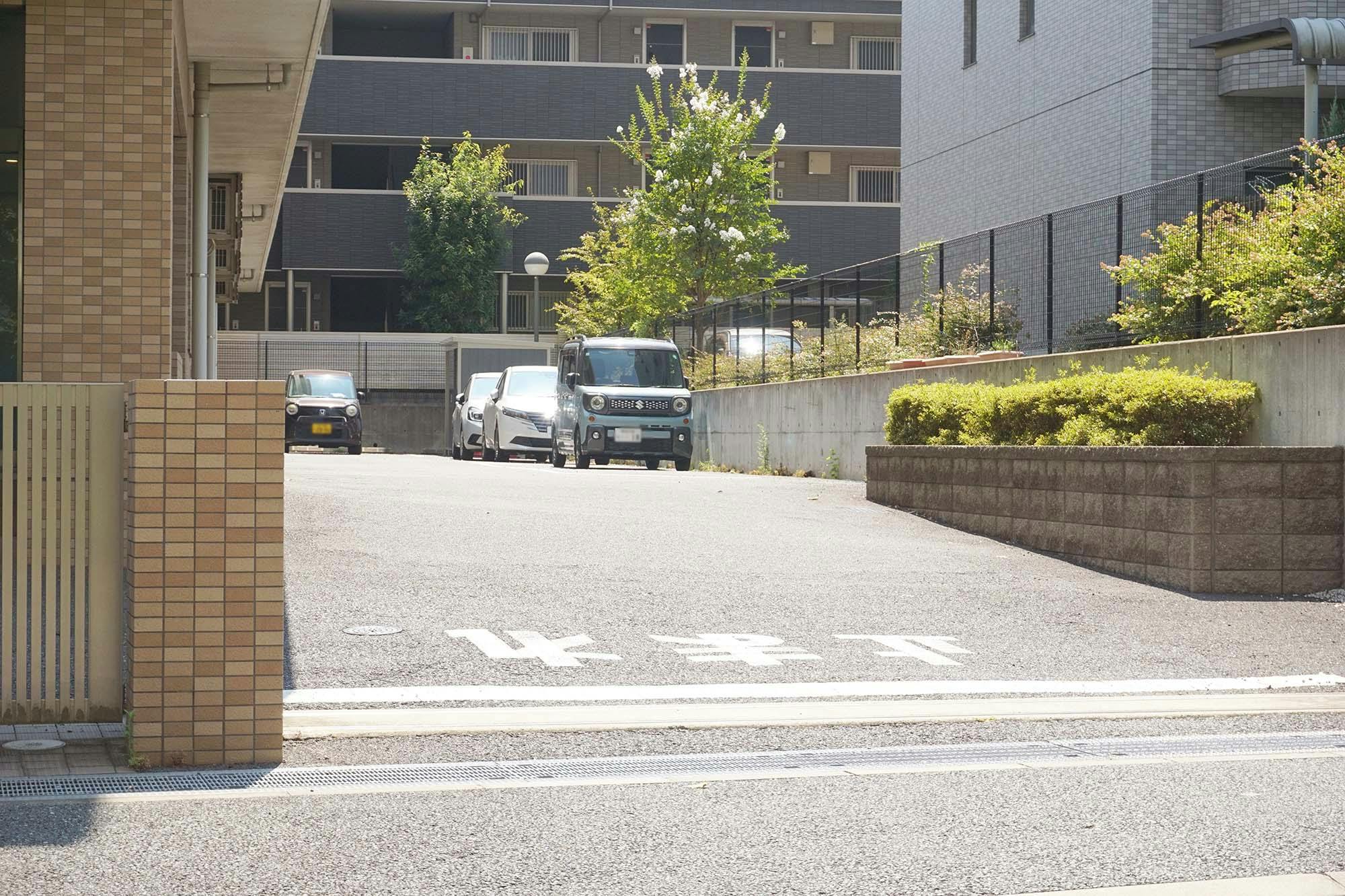 アイホームセントラルパーク 駐車場