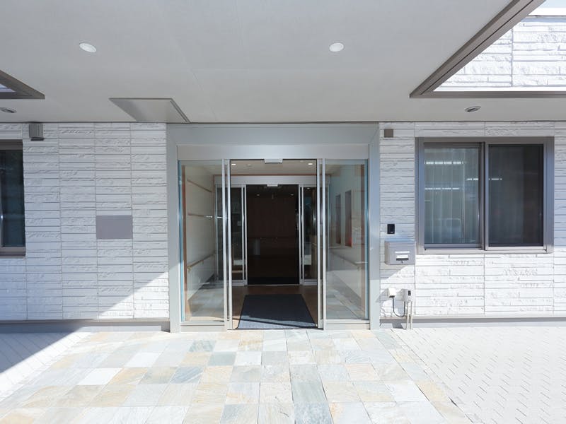 プレザンメゾン墨田立花 玄関