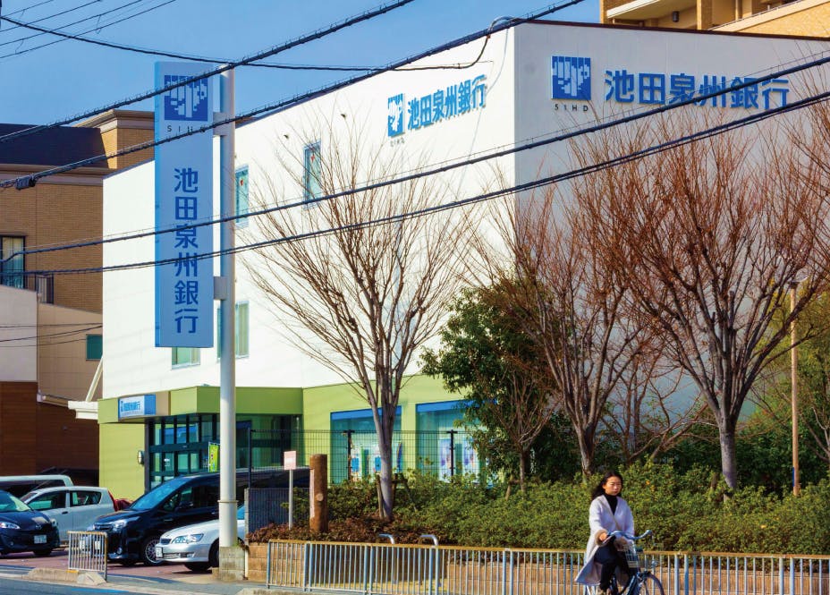 ウエリスオリーブ吹田千里丘 池田泉州銀行 千里丘店