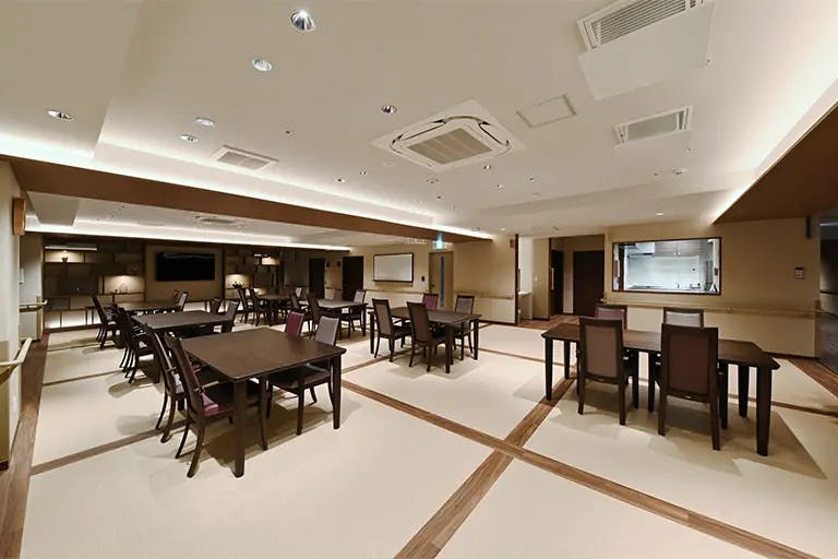 クラーチ・ファミリア西新宿 ラウンジ