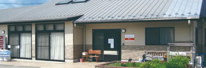 ファミニュー亀山 外観