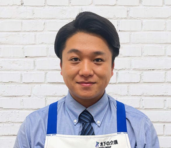 ライフコミューンいずみ中央 施設長田中 康平