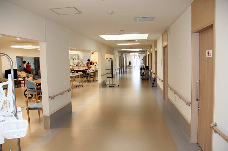 ナーシングホームあいFC絆 廊下