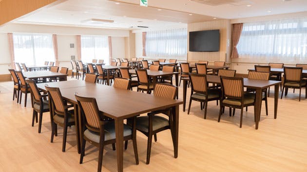 応援家族 福生 食堂