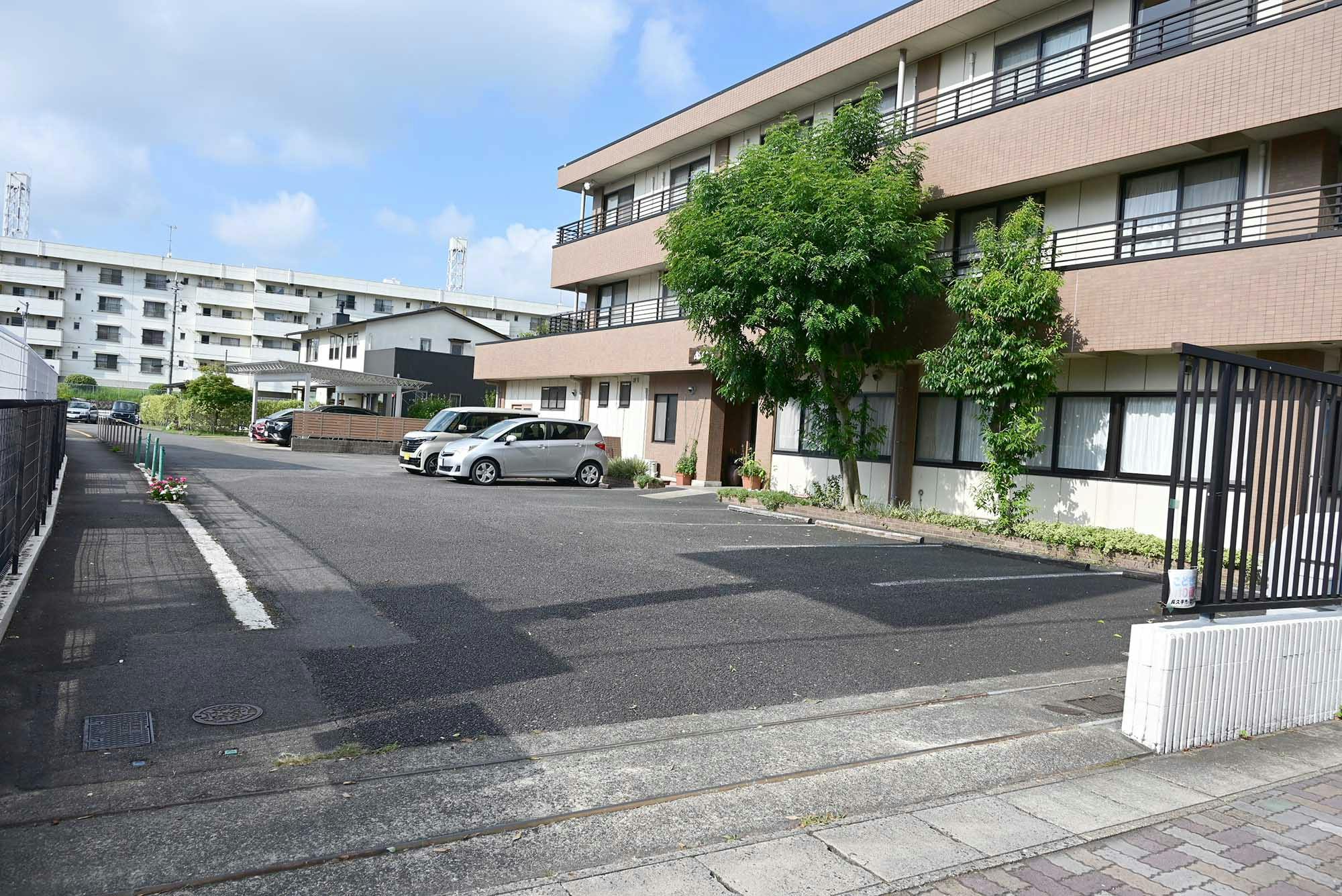 ぬくもり 駐車場