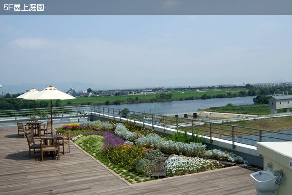 有料老人ホームくましろ・いづみ館 屋上庭園