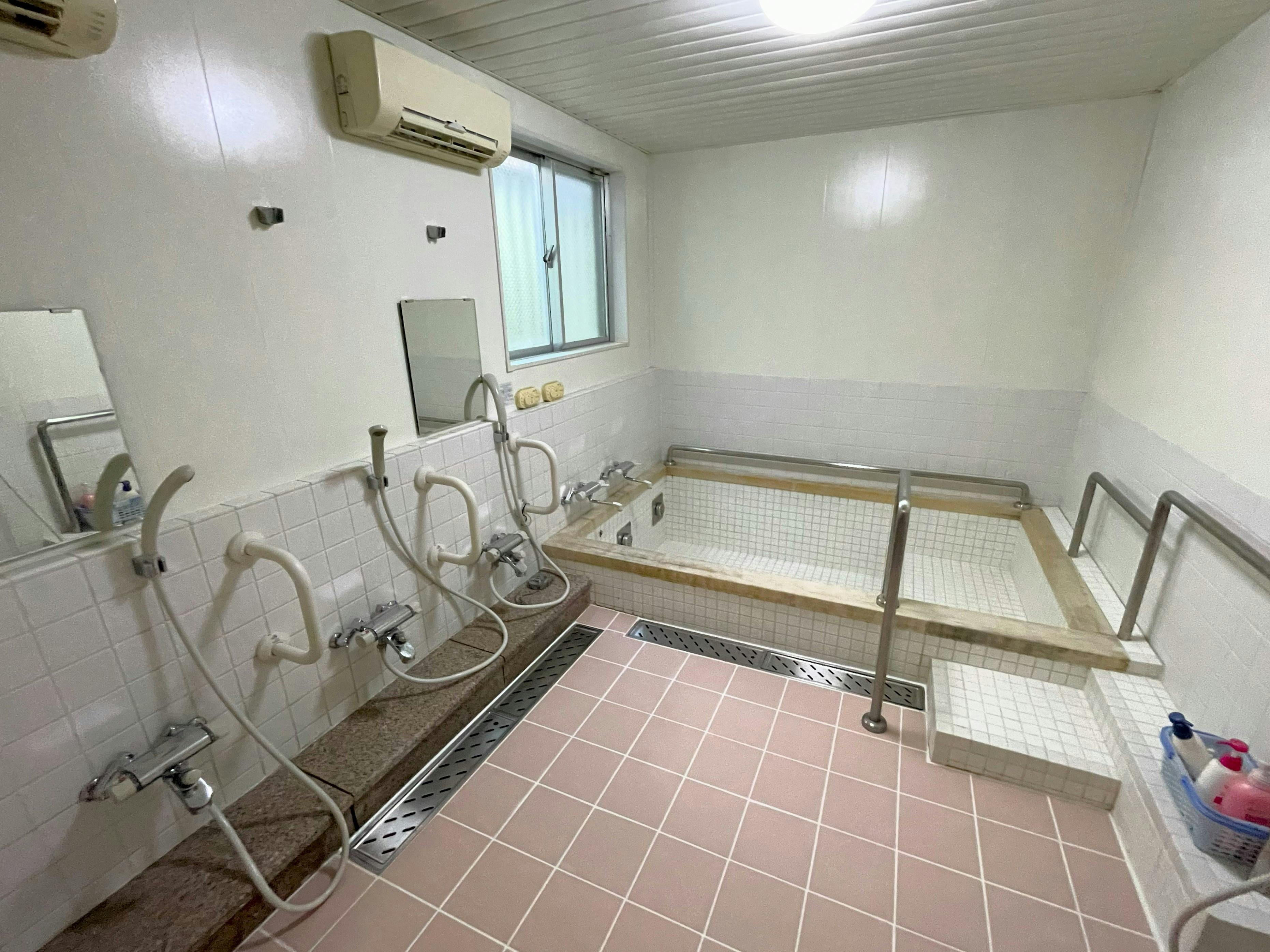 ナチュラル西脇1号館 共用お風呂