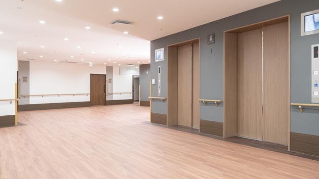 ライフコミューン登戸 エレベーターホール