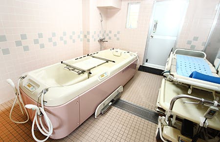 塩屋すみれビレッジ 介護浴室