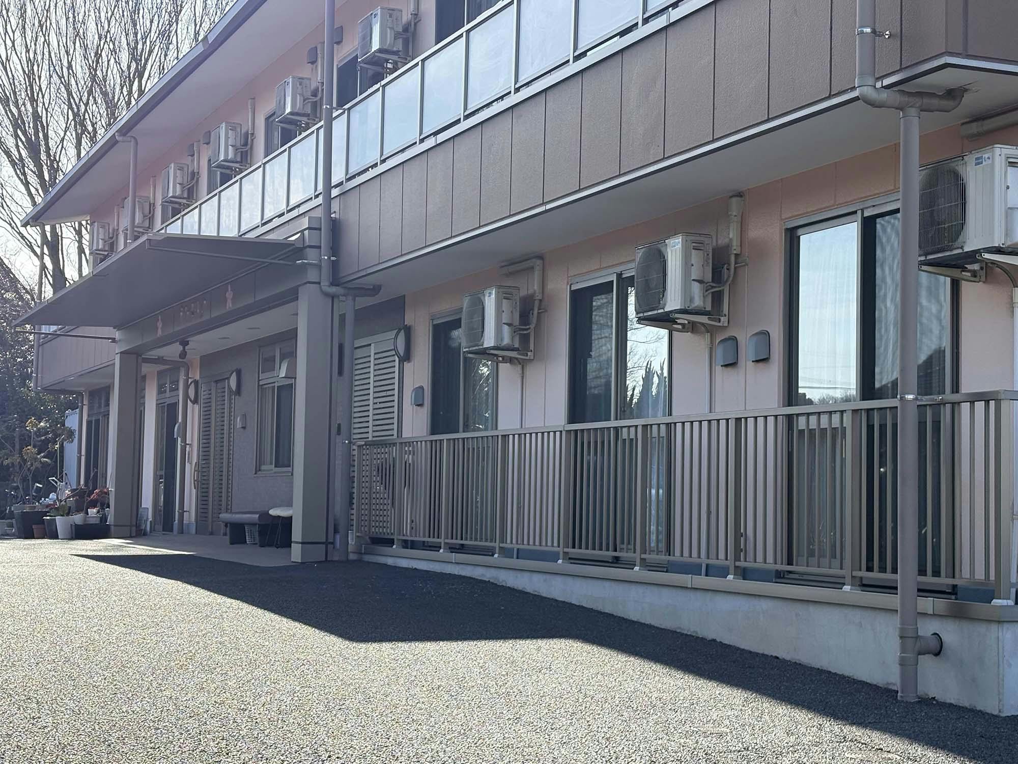 プルメリア 入口