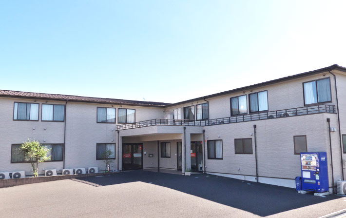 ベテラン館こまがわ 外観