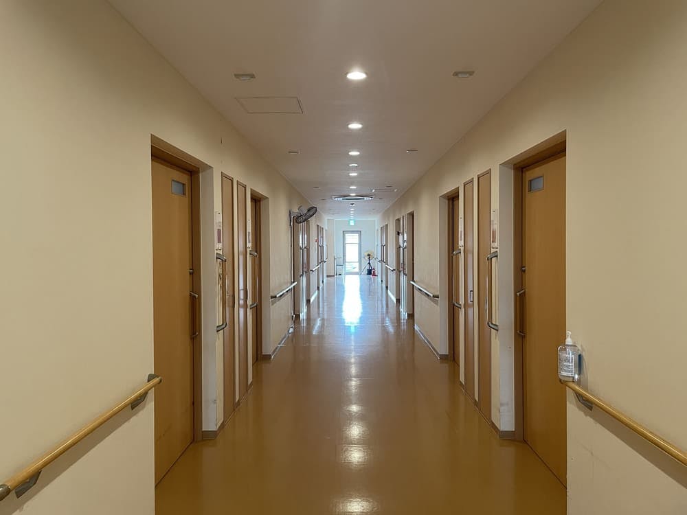 ケアプロ21いせはら 廊下