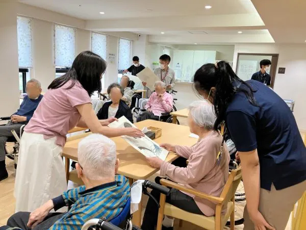 フェリエ ドゥ上井草 アート鑑賞