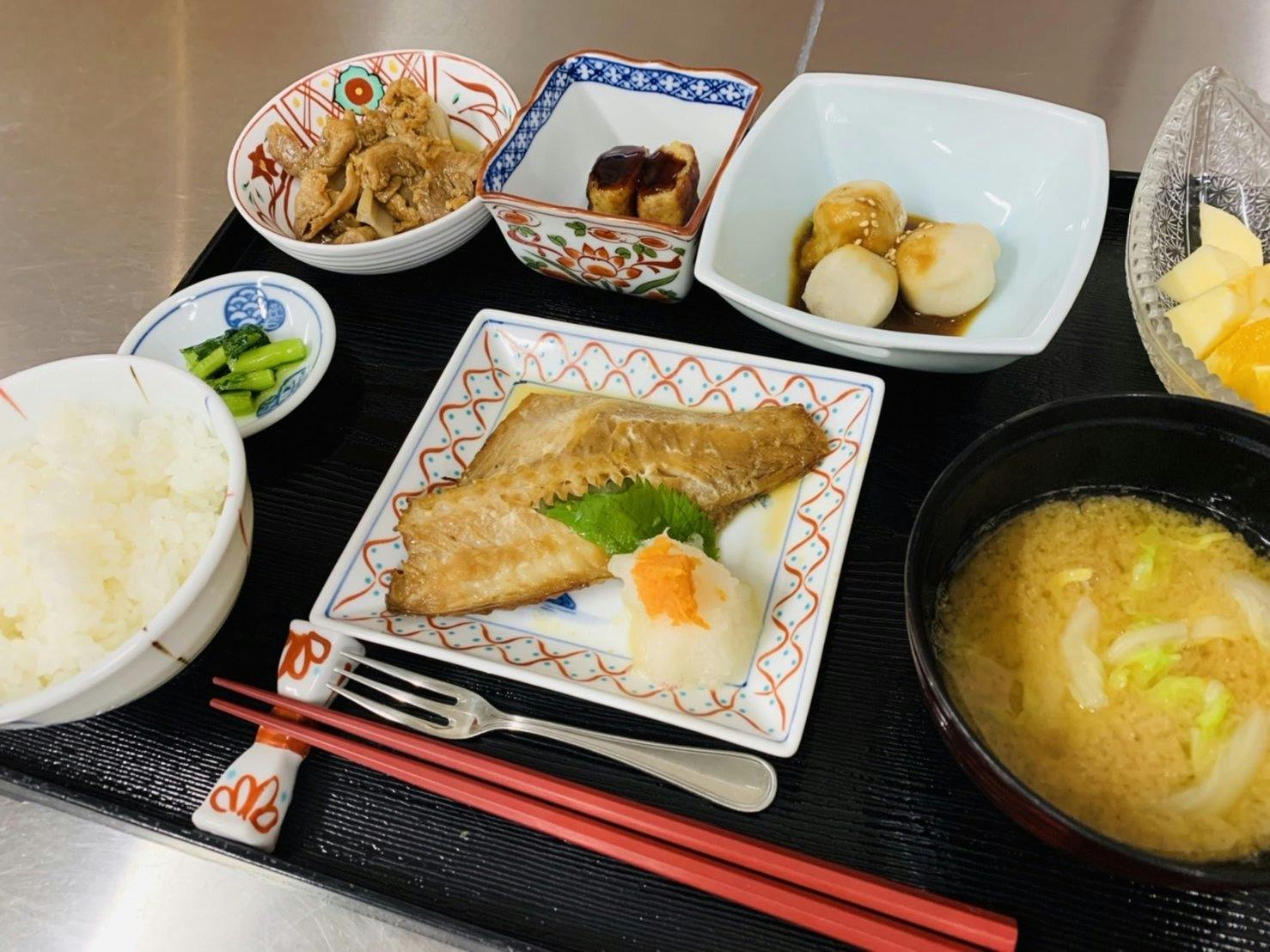 グランドマスト柳沢 食事例