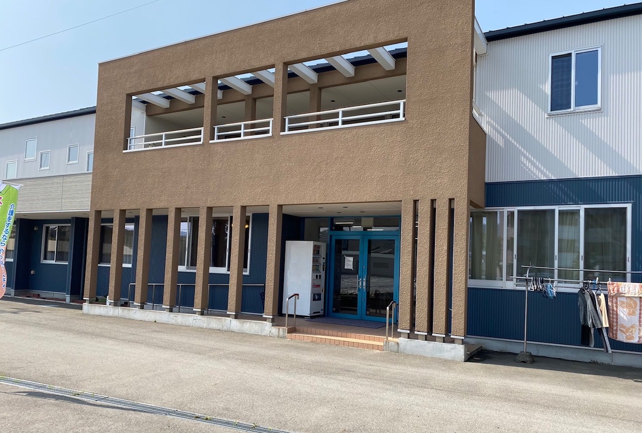 ニチイケアセンター紀三井寺 外観