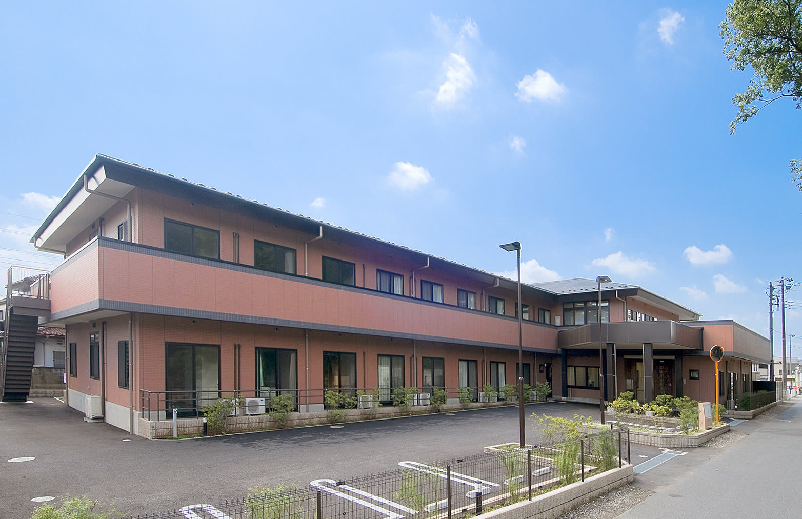 あずみ苑グランデ柳沢 外観