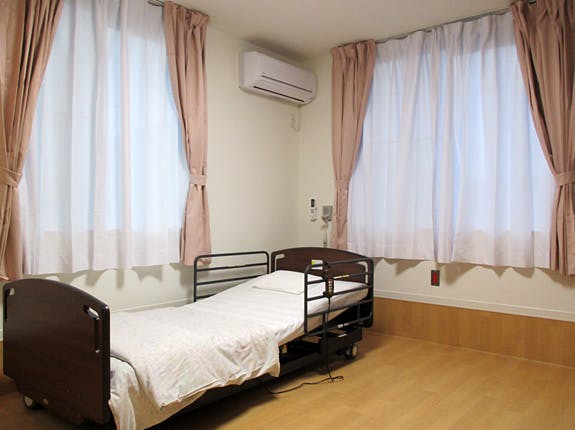 ナーシングホームあいFC絆 居室