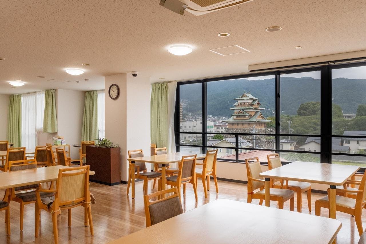 イリーゼ高島城 食堂