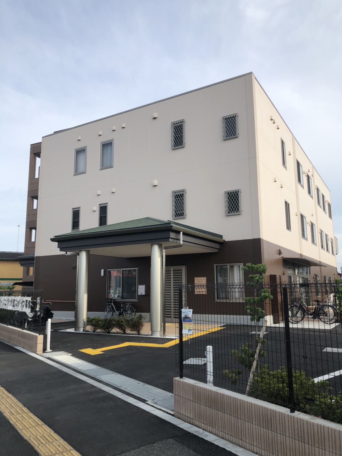 ニチイケアセンター東狭山ヶ丘 外観