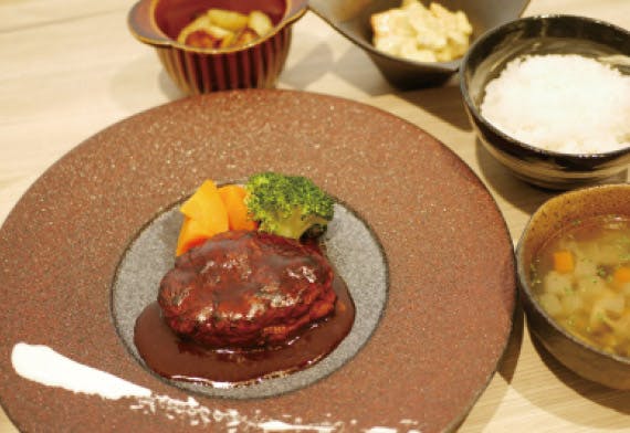 ウエリスオリーブ吹田千里丘 手作りの食事