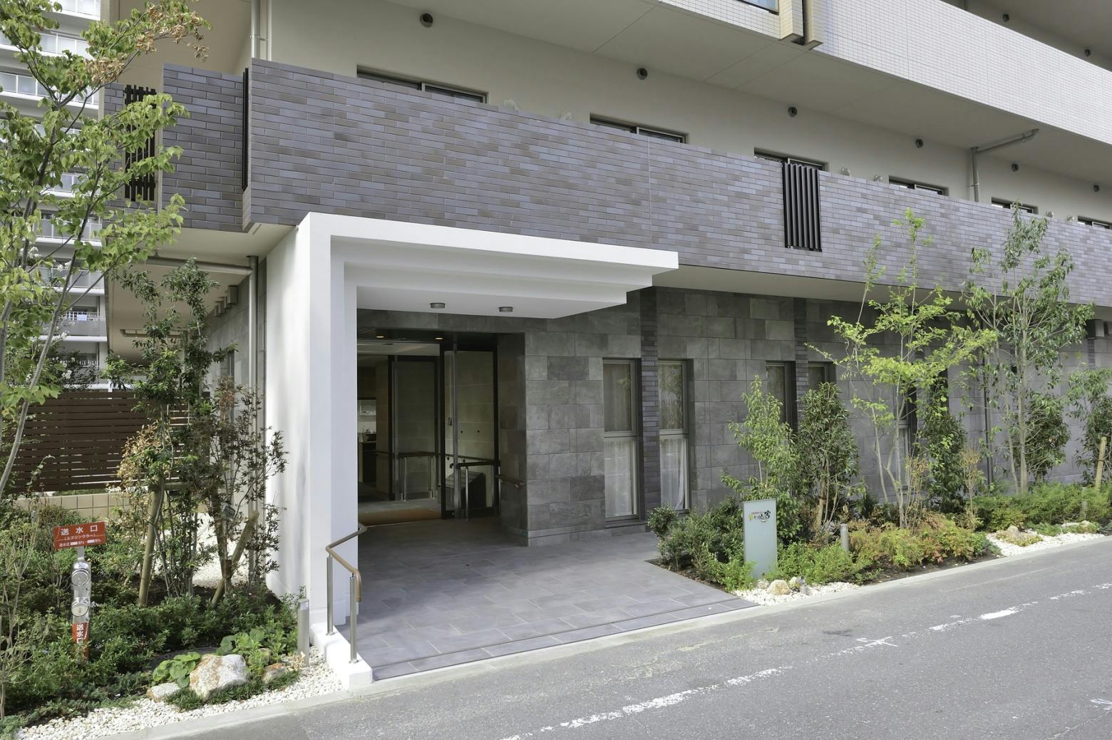 介護付有料老人ホームプレザンメゾン新大阪 外観