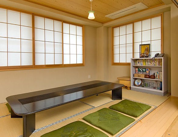 応援家族 庄和館 和室