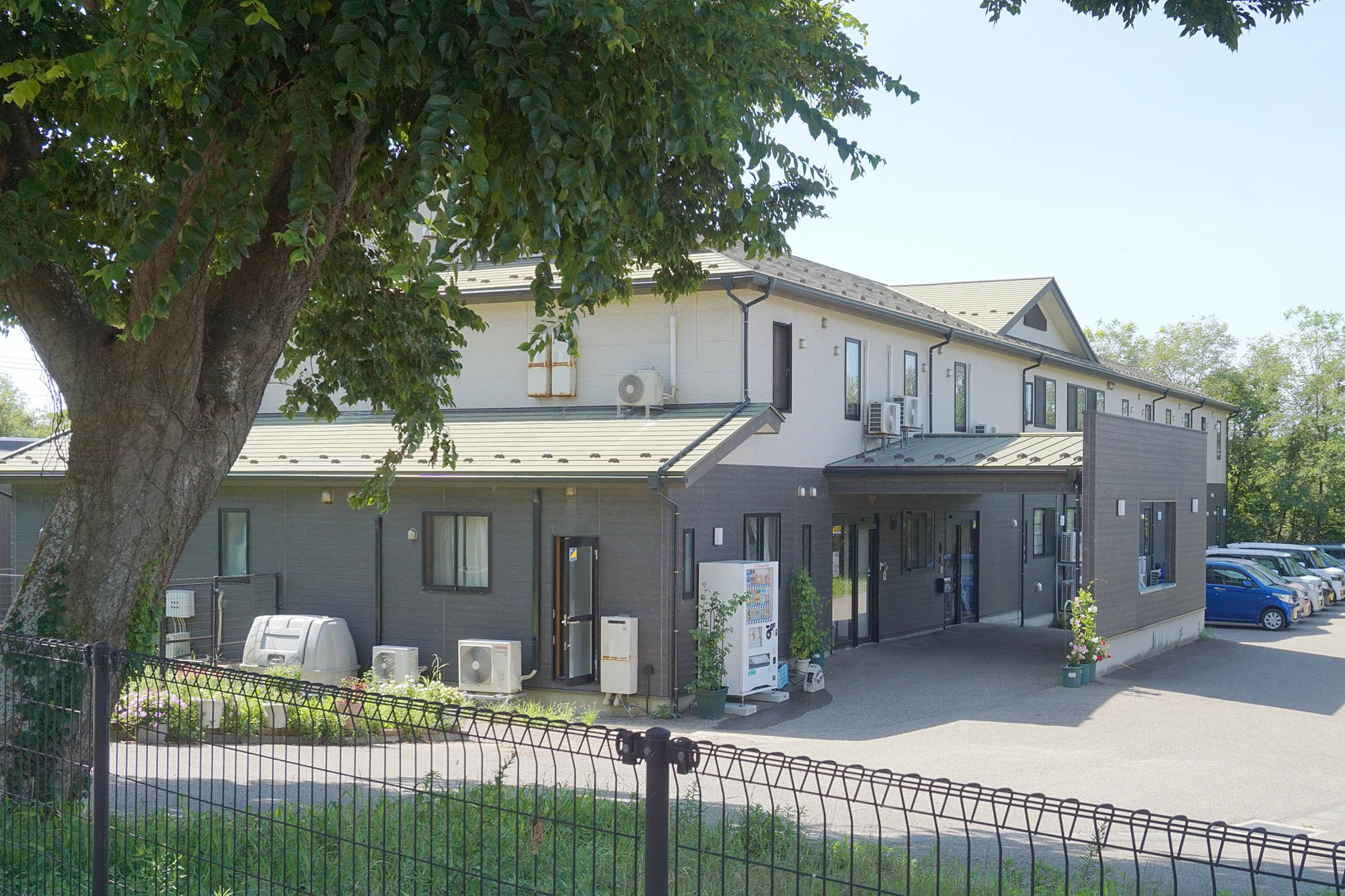 ワールドステイ四ツ郷屋 外観