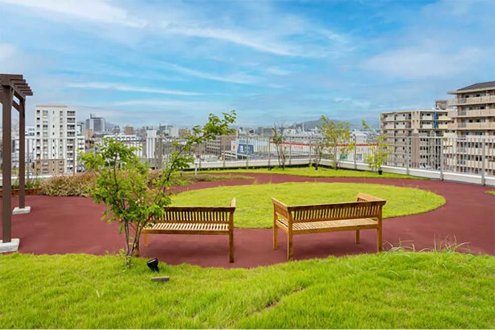 やさしえ東姫路 中庭