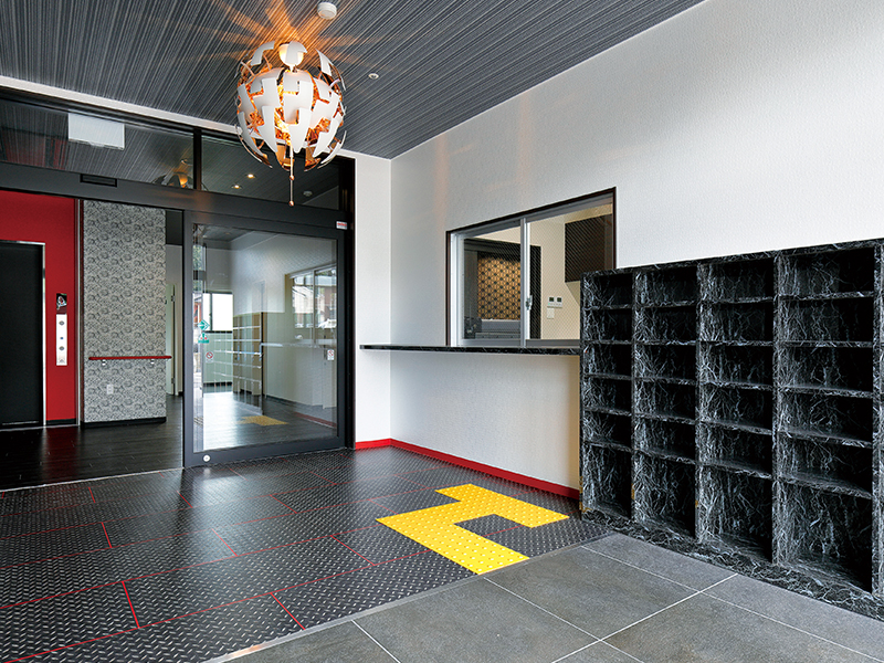 住宅型有料老人ホーム LA ・LIBERTA'中間 エントランス