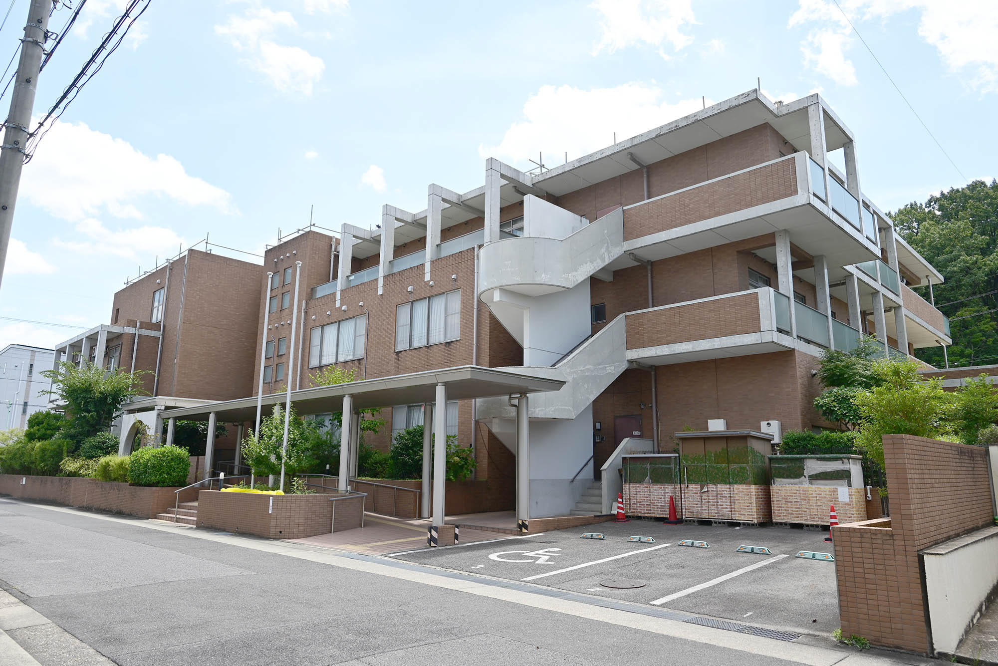 特別養護老人ホーム 千寿乃里 外観