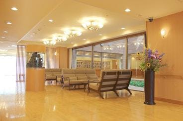 ツクイ・サンシャイン町田西館 エントランス