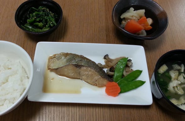 やさしえ高見馬場 煮魚料理