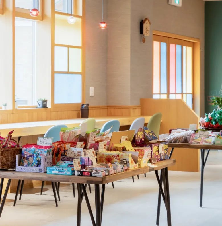 サービス付き高齢者向け住宅緑陽館 駄菓子屋