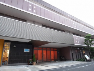 ラ・ナシカつるみ 外観