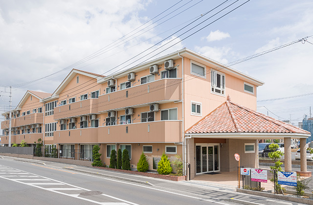 コンフォータブル・プラス南中丸 外観