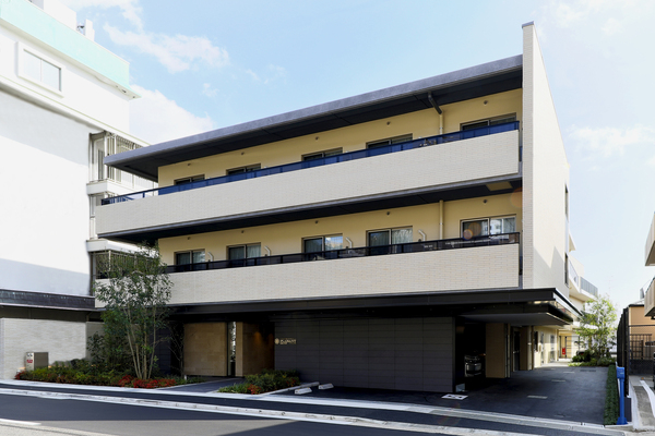 プレザングラン岡本 外観