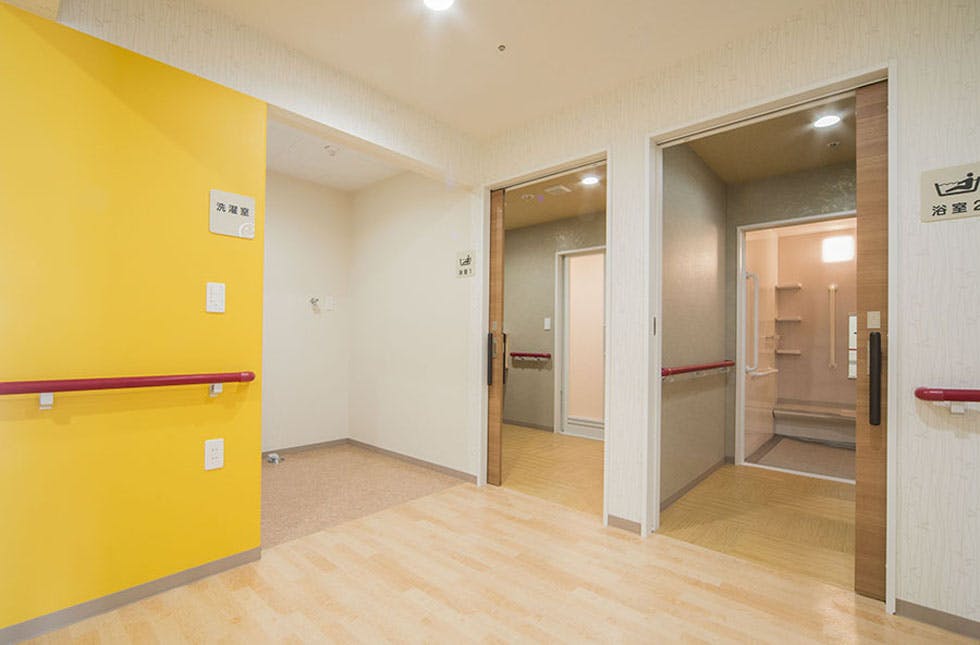 サービス付き高齢者向け住宅かがやき栄町 浴室入口