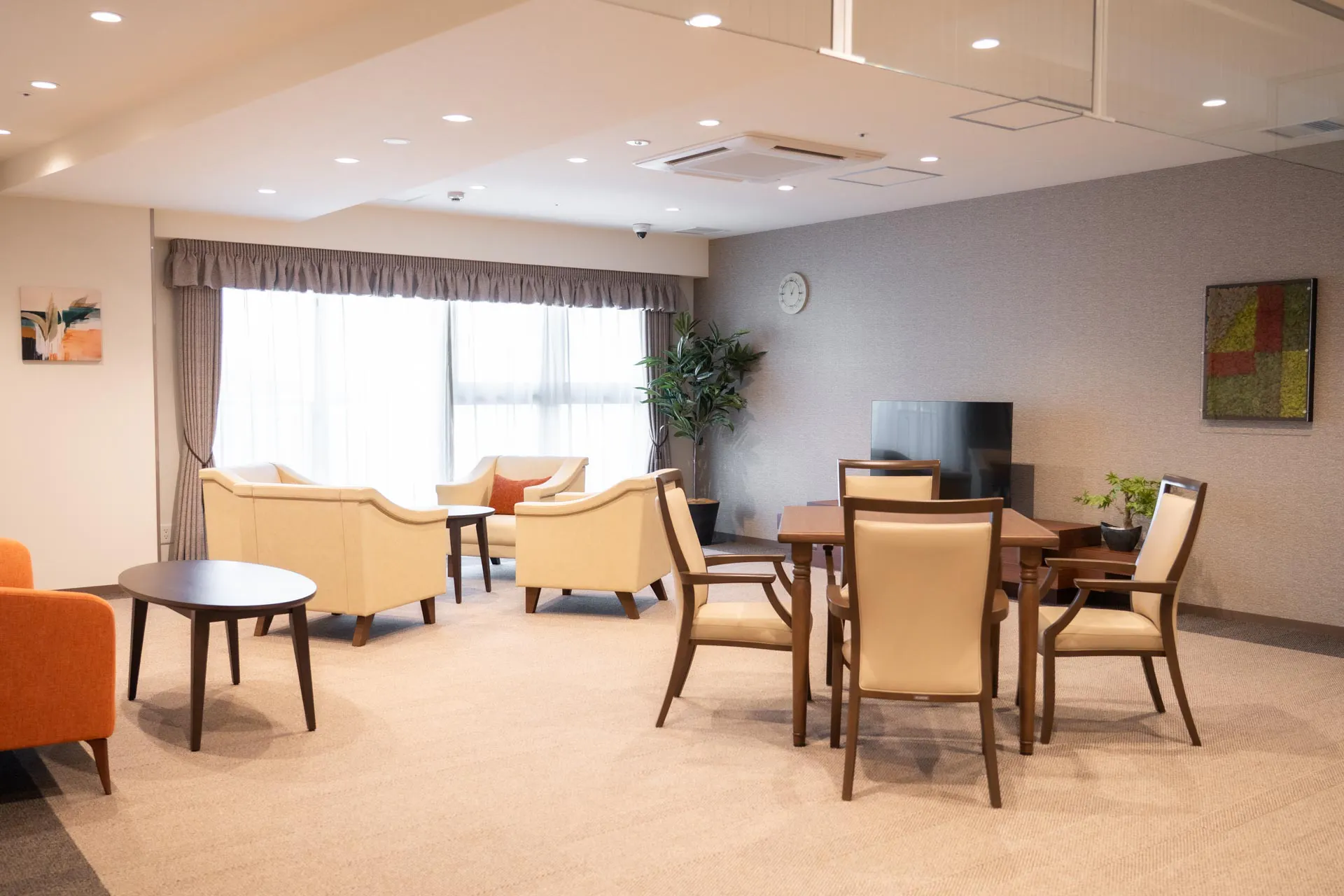 SOMPOケア ラヴィーレ平和大通り 4F共用部