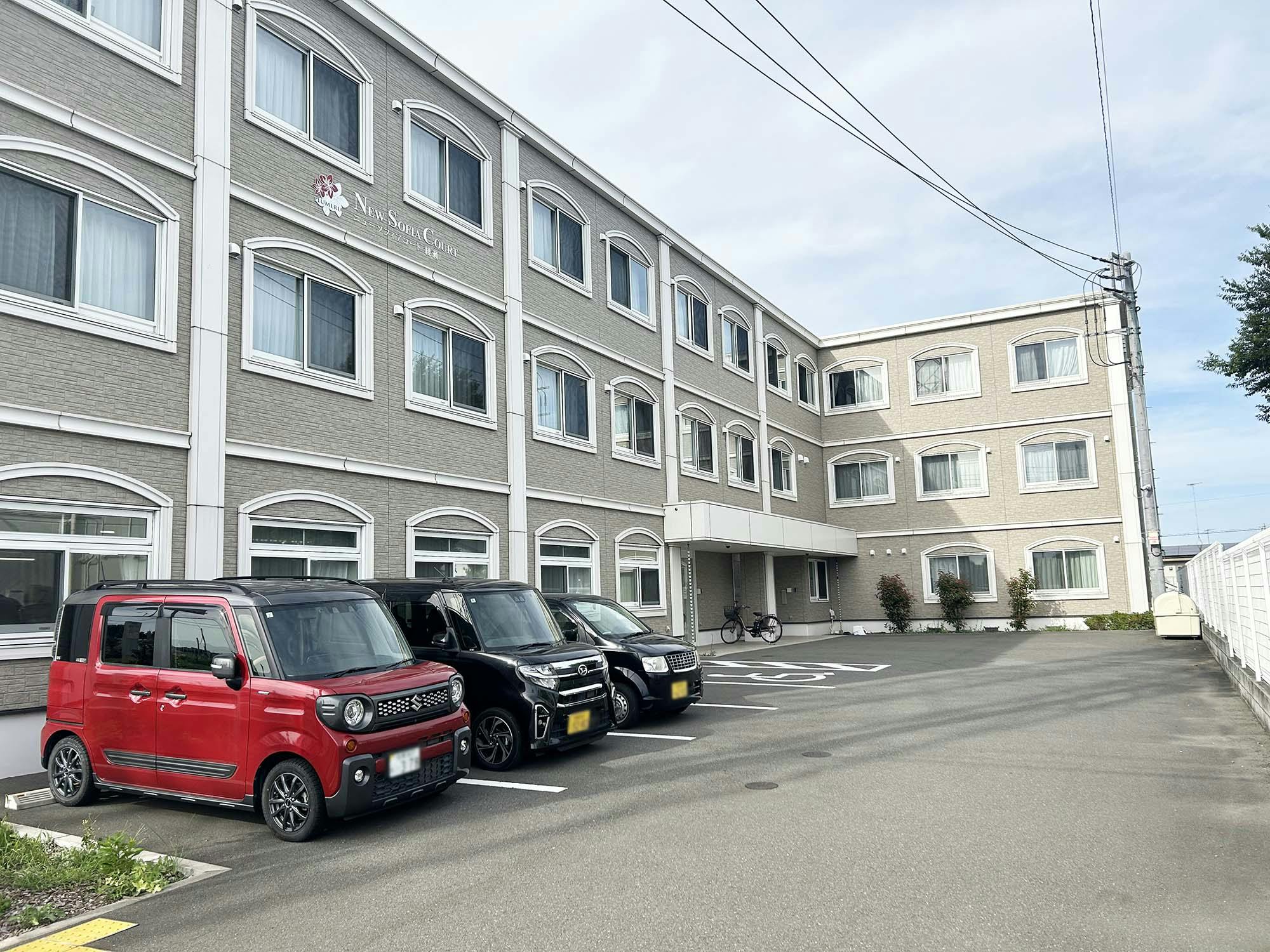 ニューソフィアコート綾瀬 外観