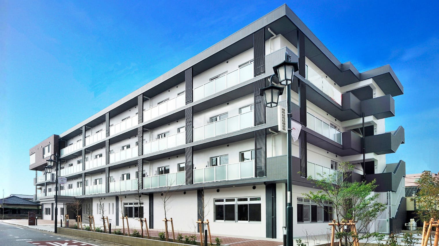 コンフォータス湘南台 外観