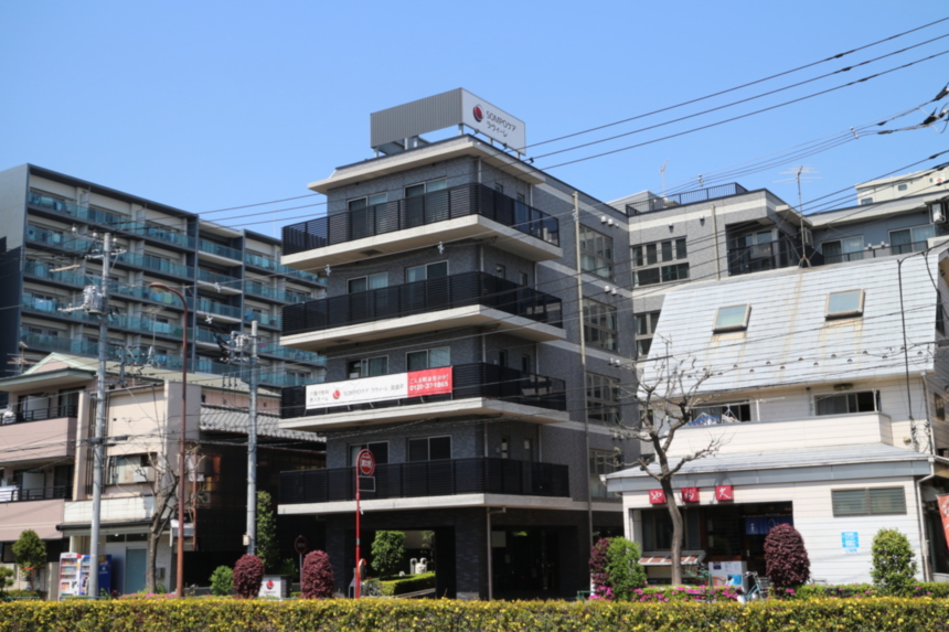 SOMPOケア ラヴィーレ高島平 外観