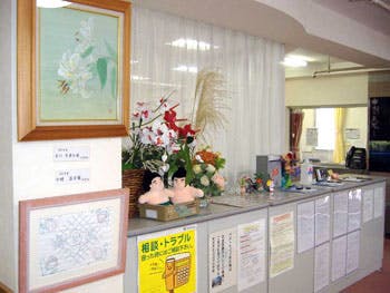 ベストライフ所沢 受付カウンター