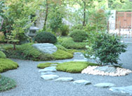 ケアホーム なごみ荘 中庭