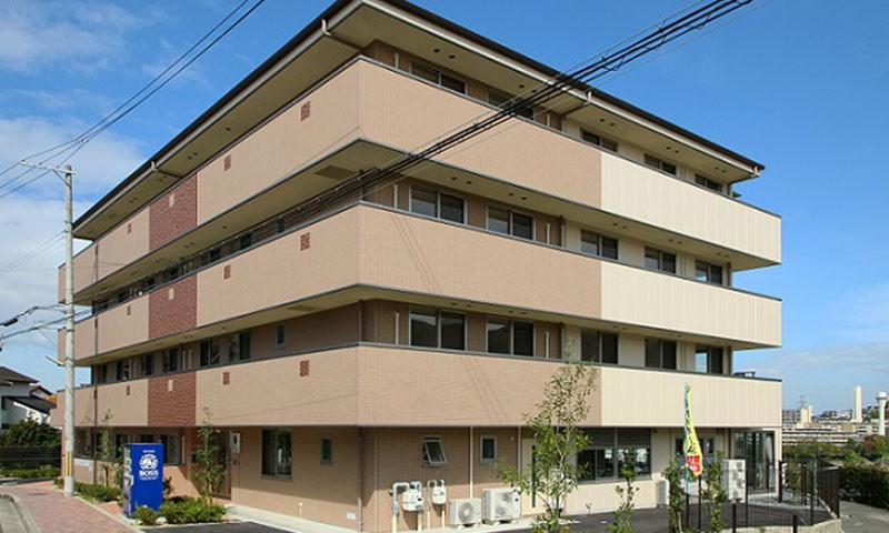 クリスタルコート四條畷 外観